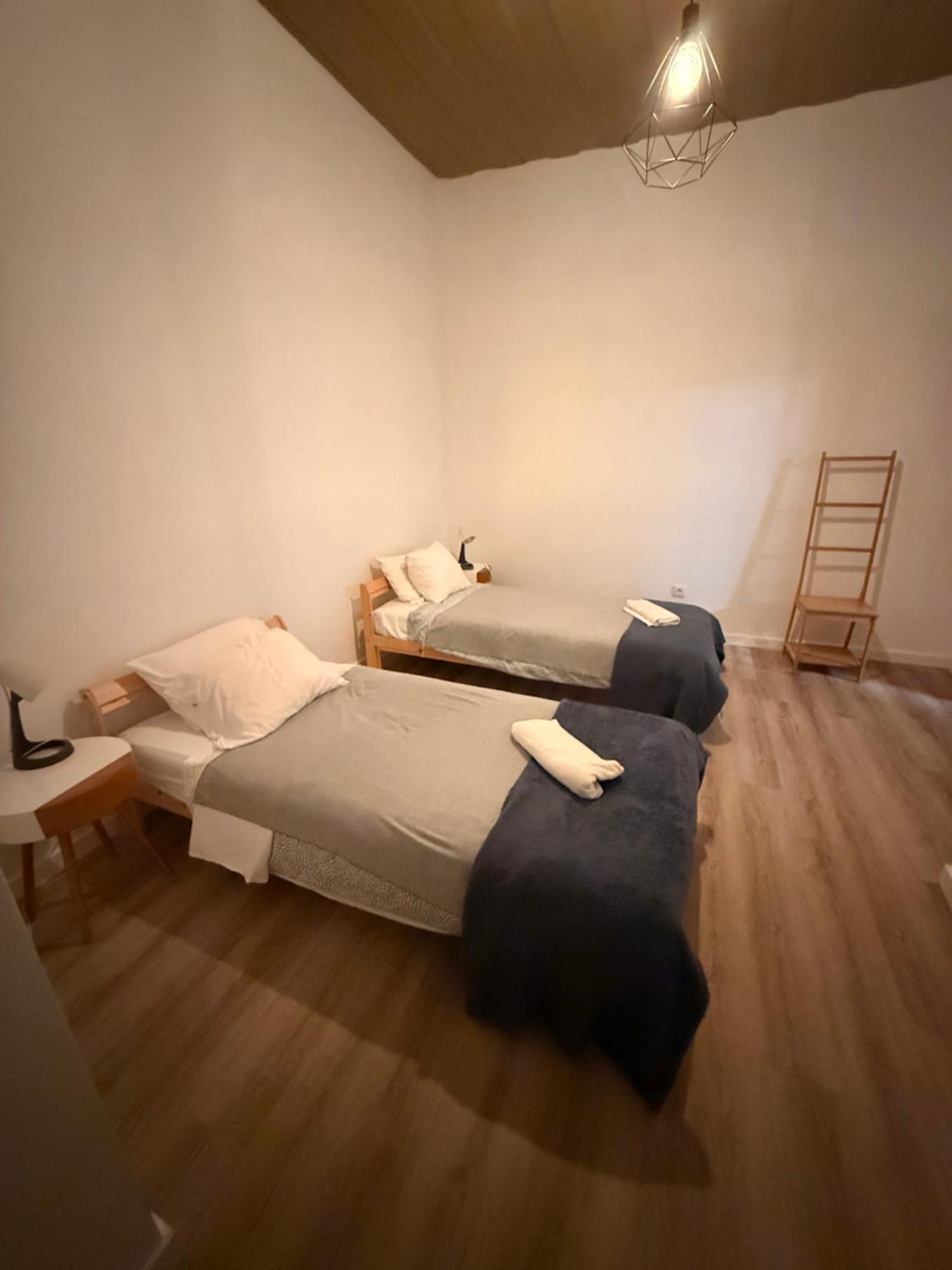 Vierbettzimmer mit Gemeinschaftsbad
